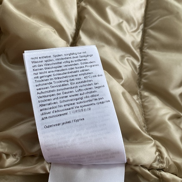 Escada - Lightweight Puffer - Picture 9 of 13